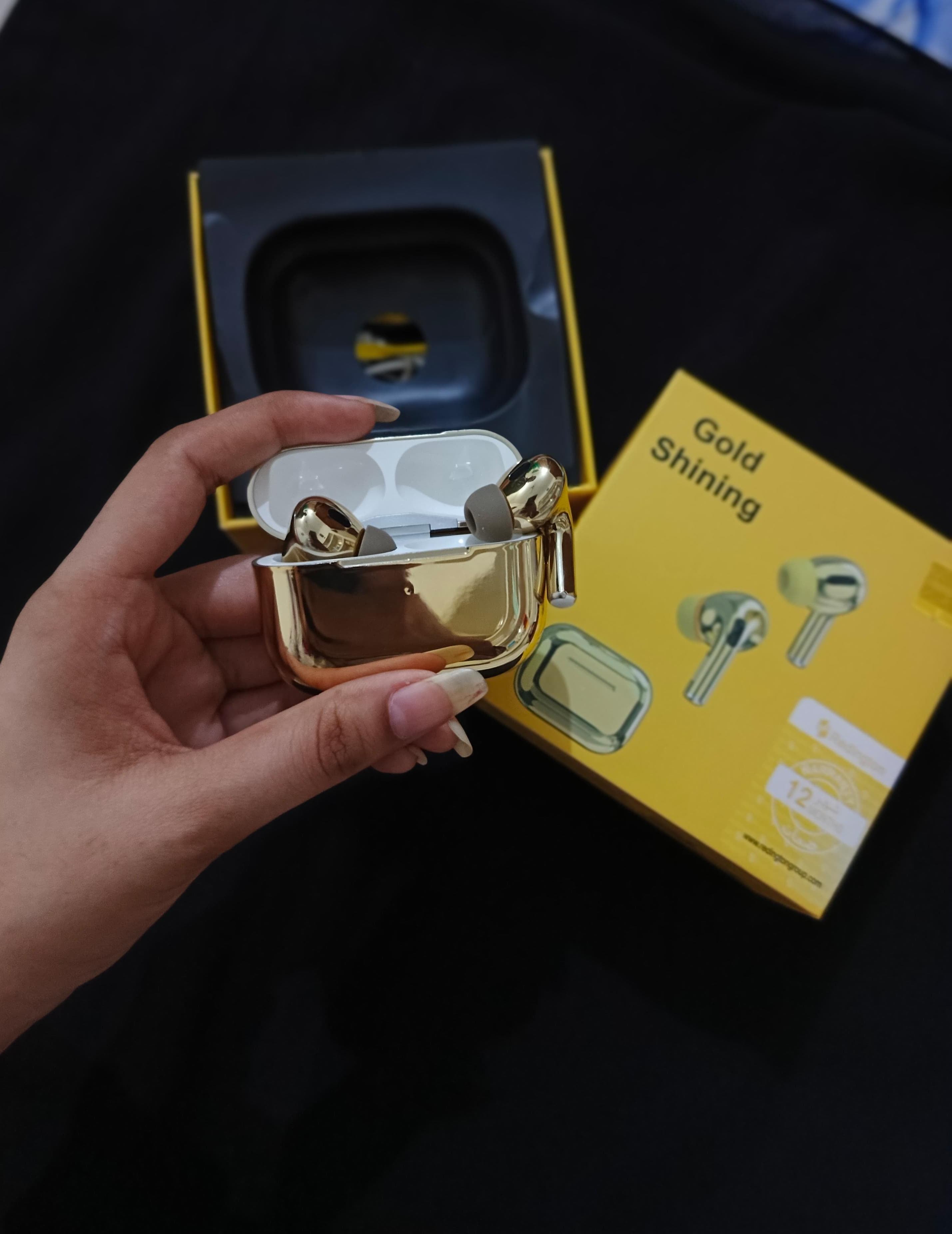 Pro 2 Wireless Earbuds (GOLD SHINING)