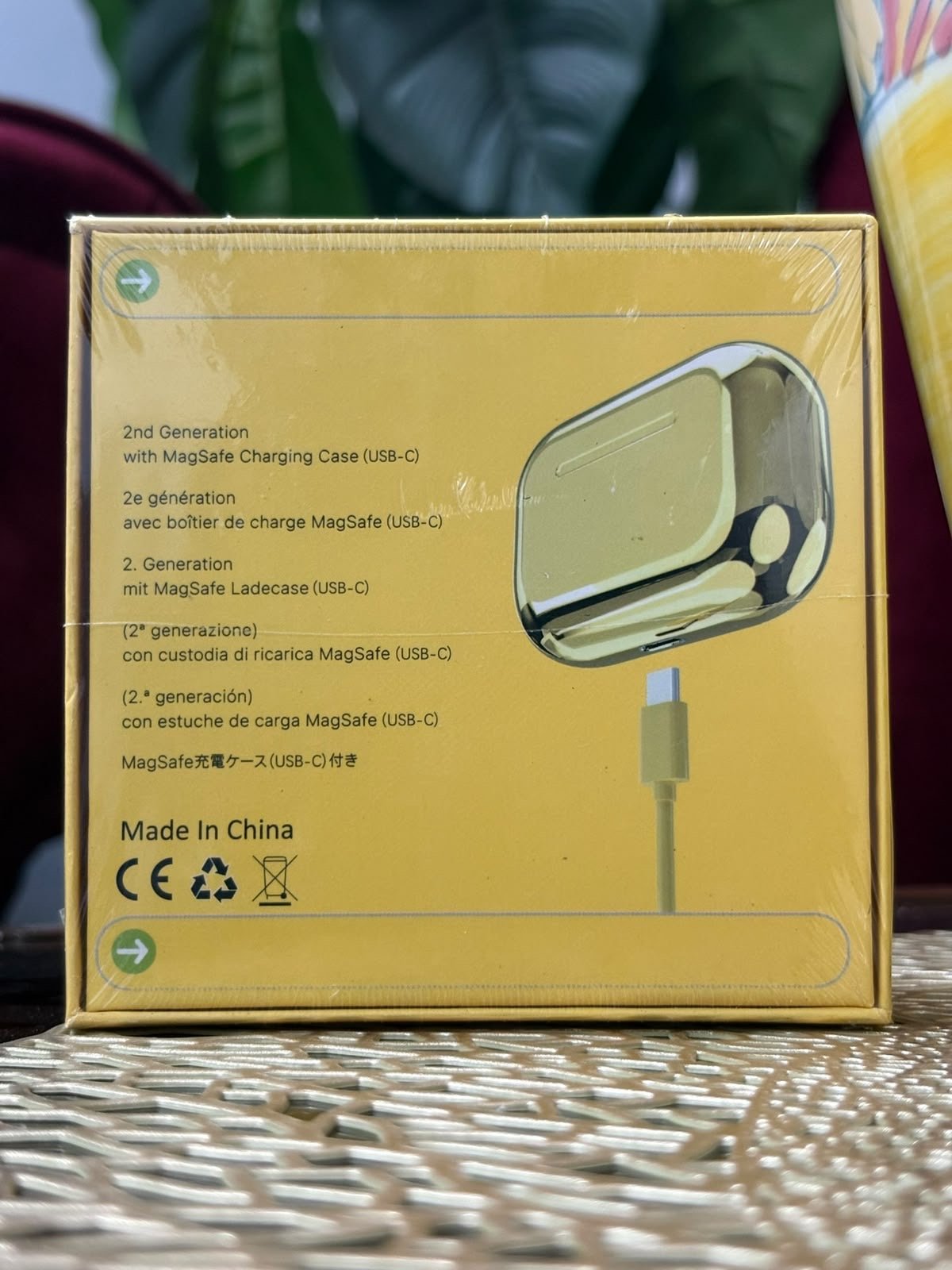 Pro 2 Wireless Earbuds (GOLD SHINING) - Gadget Nest
