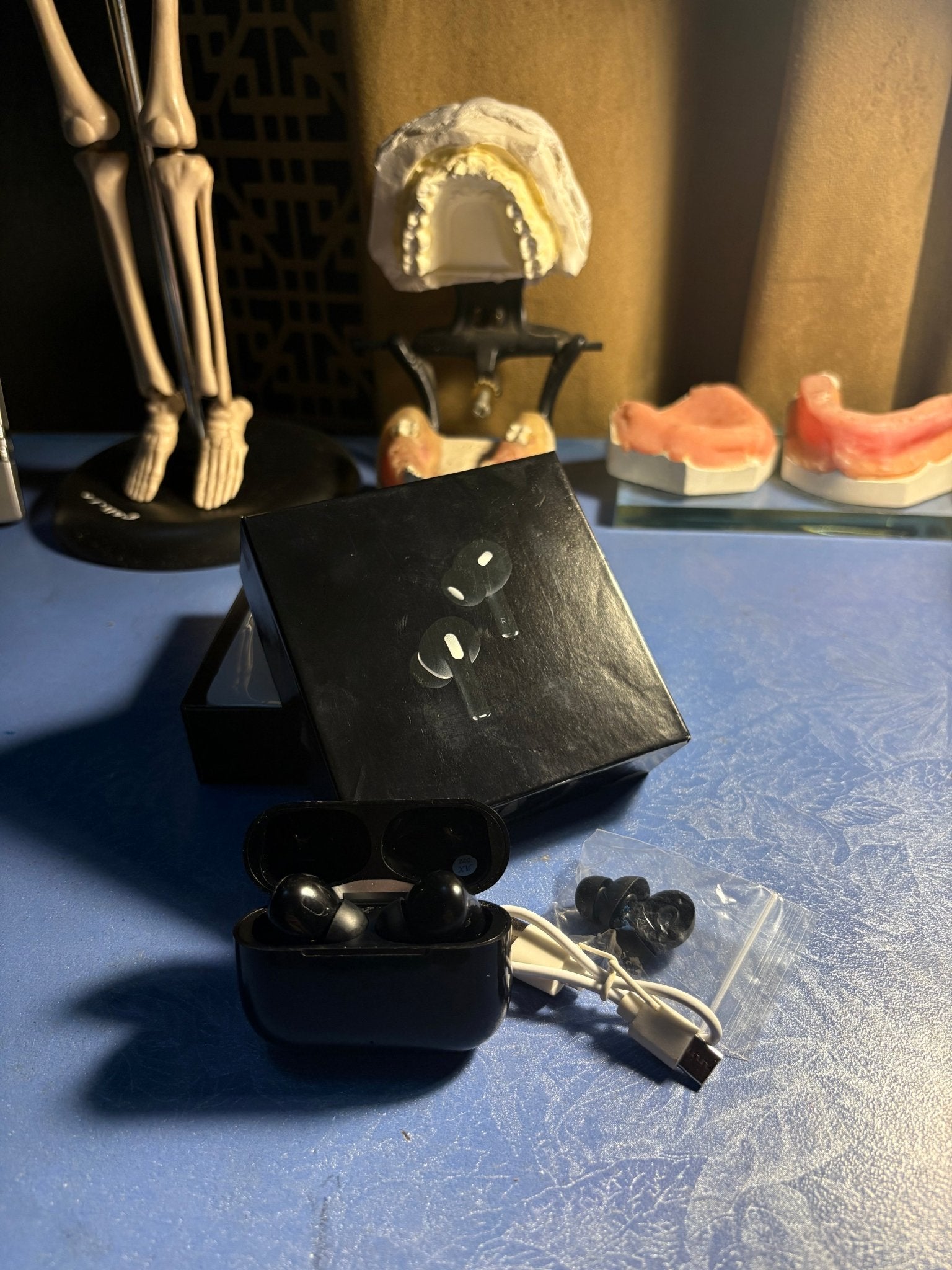 Redington Wireless Earbuds - Gadget Nest